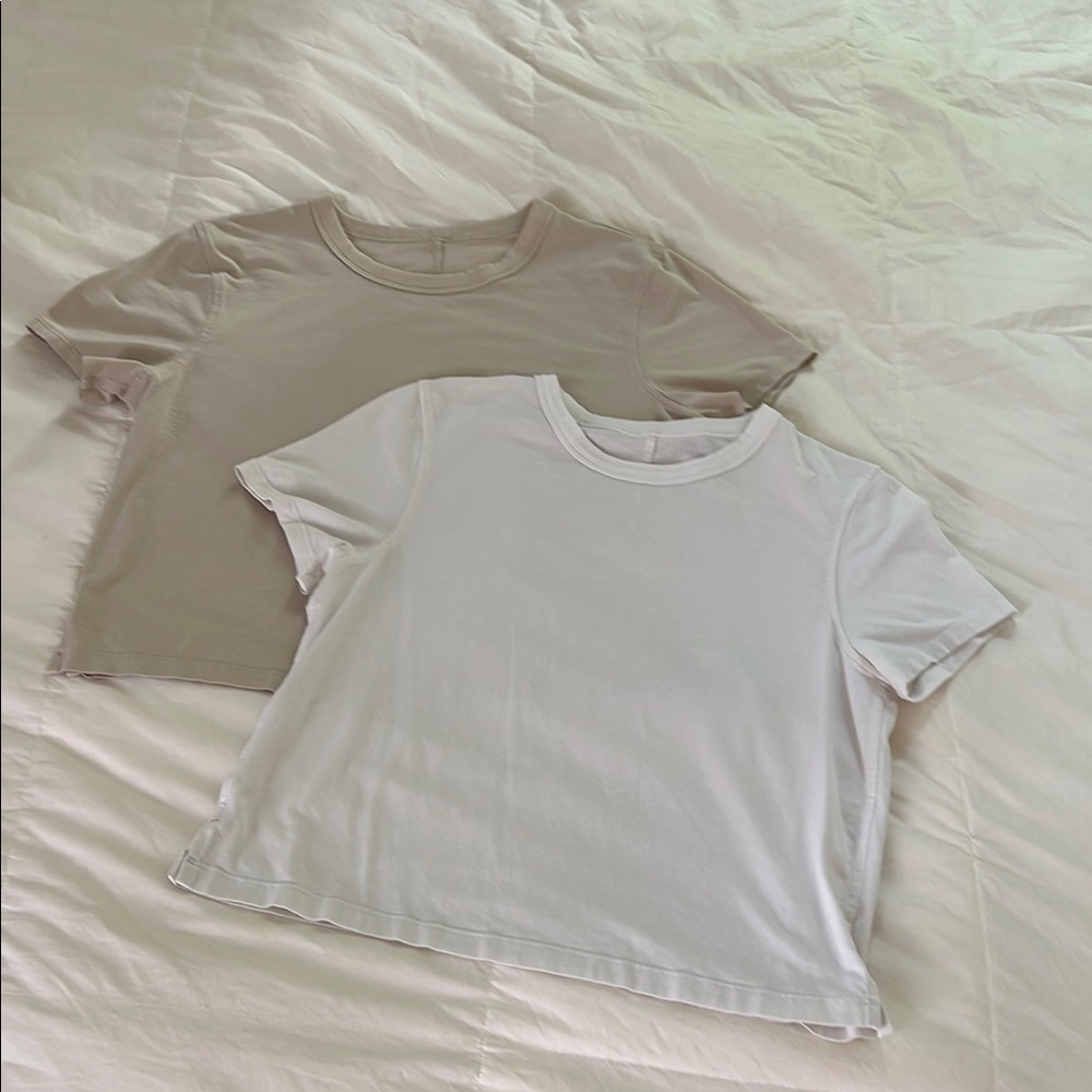 Two Lululemon Cropped Tshirts beige and white size 4
